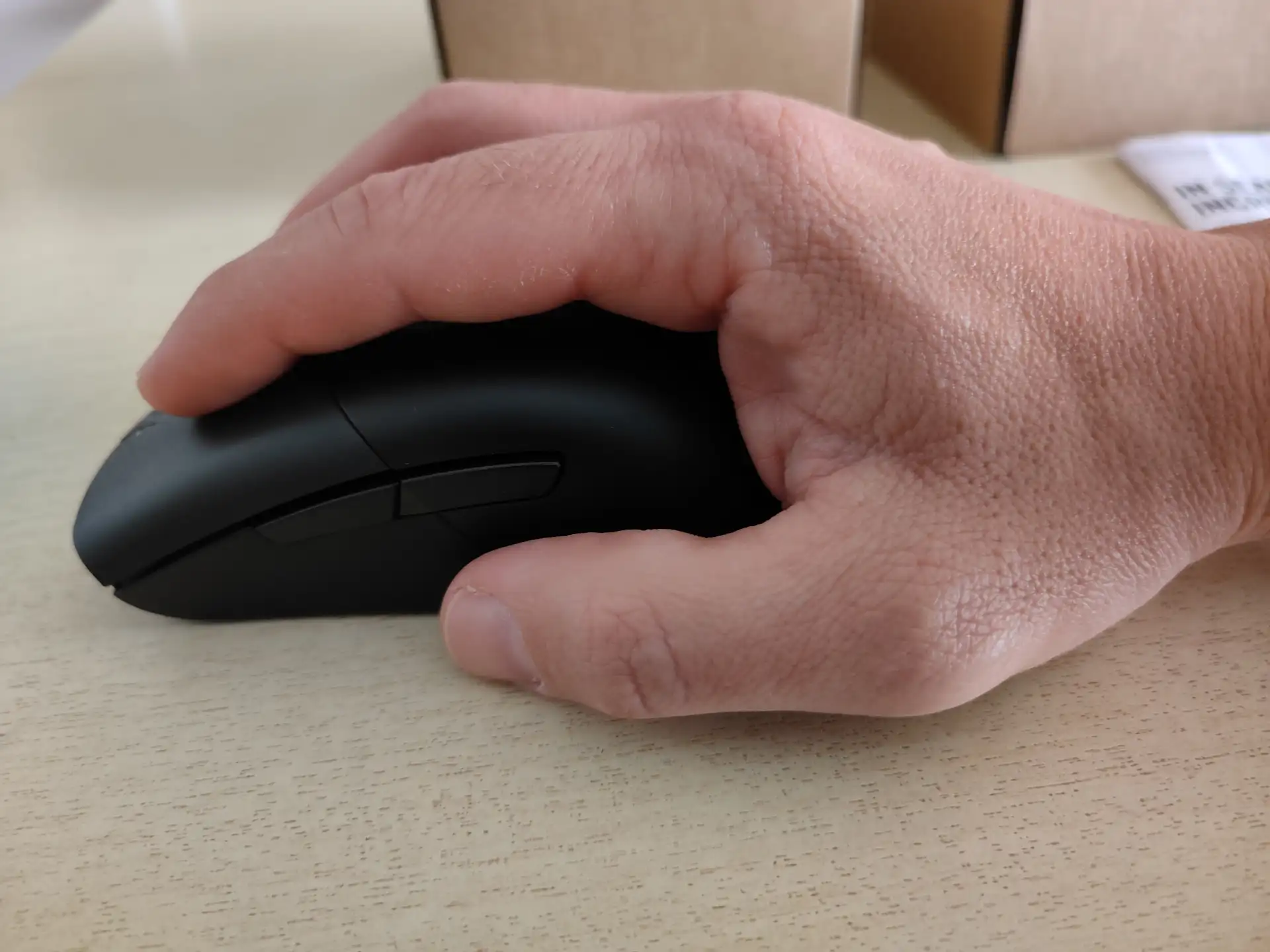 ROG Keris Wireless AimPoint recensione - gaming mouse leggero e ad altissime prestazioni
