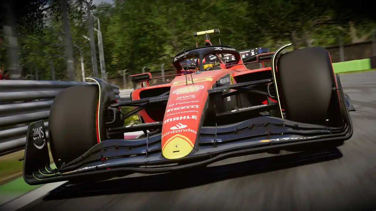 F1 23 si aggiorna con una nuova Sfida Pro: battete il giro veloce di Leclerc nel GP di Monza