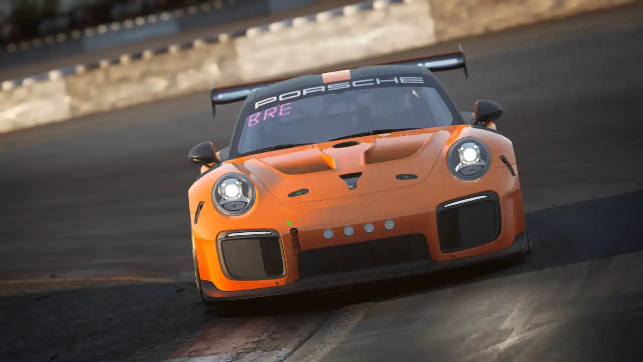 Assetto Corsa Competizione - il DLC GT2 e il GT Racing Bundle sono disponibili: trailer e prezzi