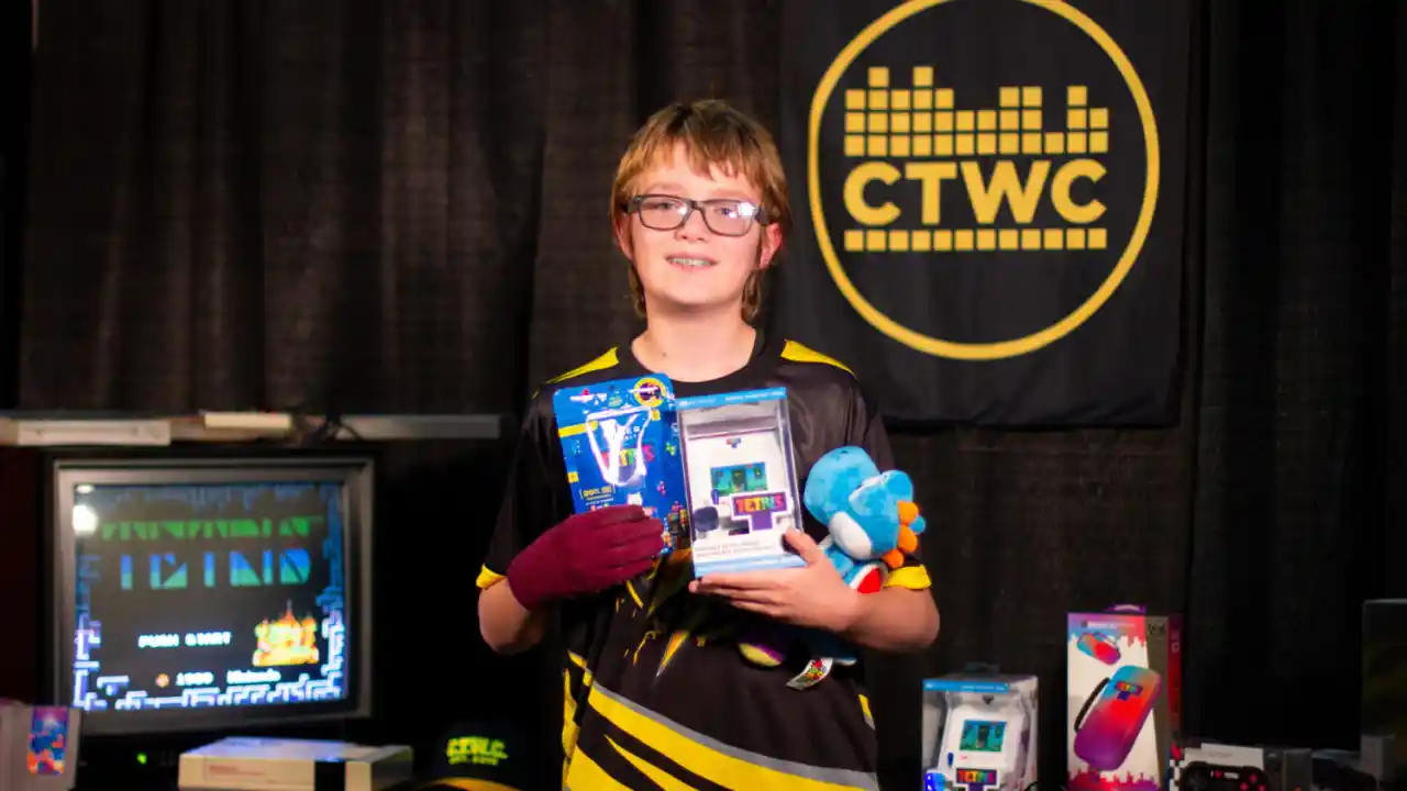 Un tredicenne diventa il primo essere umano a battere Tetris