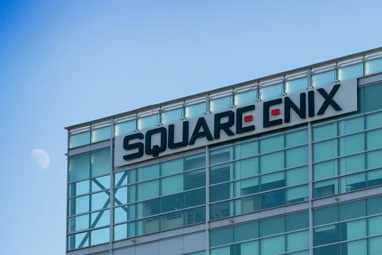 Multipiattaforma Square Enix, è questa la nuova strategia aggressiva a medio e lungo termine: stop alle esclusive, vendite fisiche in calo