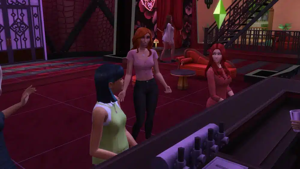 recensione di the sims 4 colpo di fulmine, espansione del gioco, ciudad enamorada